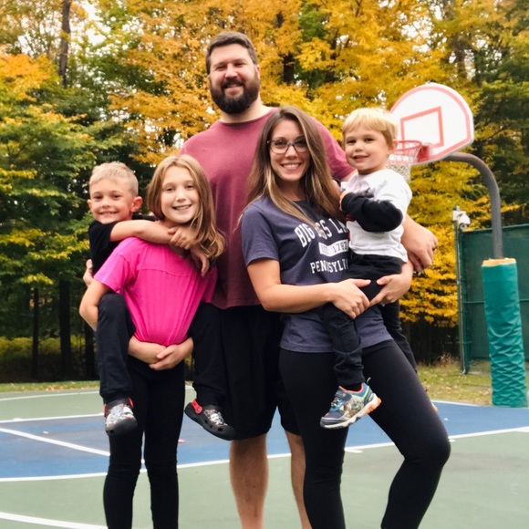 Meet your Posher - Picture 15 of 16